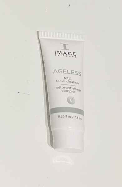 AGELESS total facial cleanser Luxus Sample