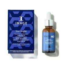 IMAGE Skincare Sear Bright Vitamin C Serum und IMAGE MD Flasche auf weißem Hintergrund.