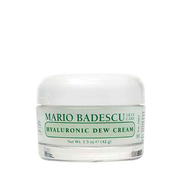 Glasbehälter mit Mario Badescu Hyaluronic Dew Cream, 42g. Weiße Verpackung mit grünem Text.