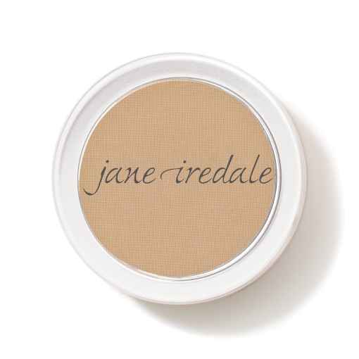 Jane Iredale gepresstes Puder Refill in Latte, runde Dose, beige Farbe.