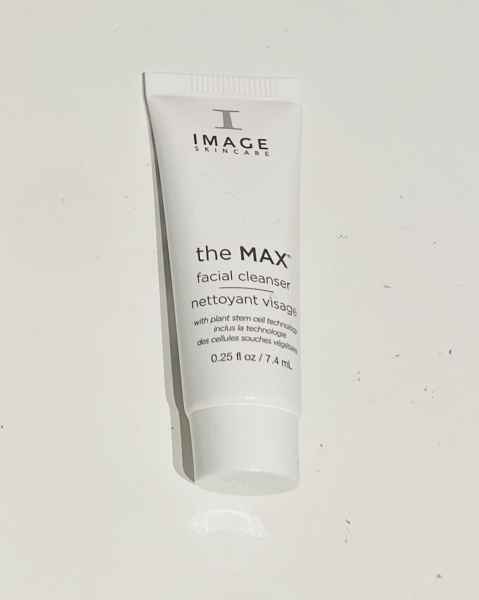 the MAX™ facial cleanser Luxus Sample